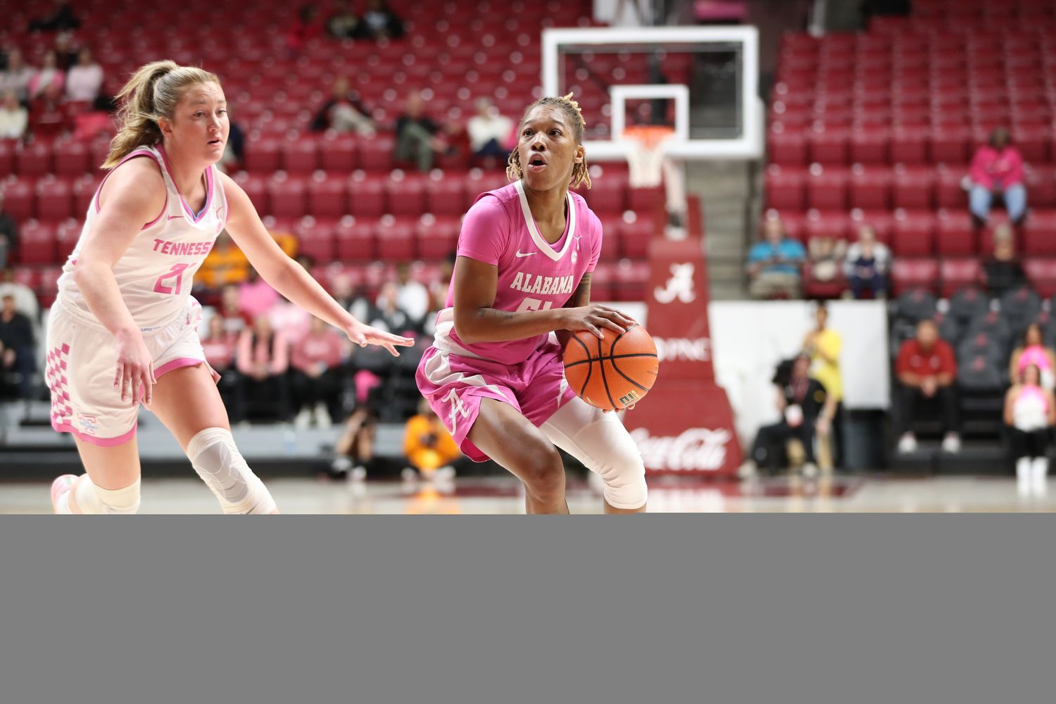 Del'Janae "Burger" Williams as Alabama defeated Tennessee at Coleman Colisuem